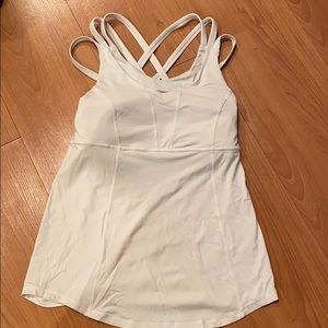 Lululemon tank with built in bra